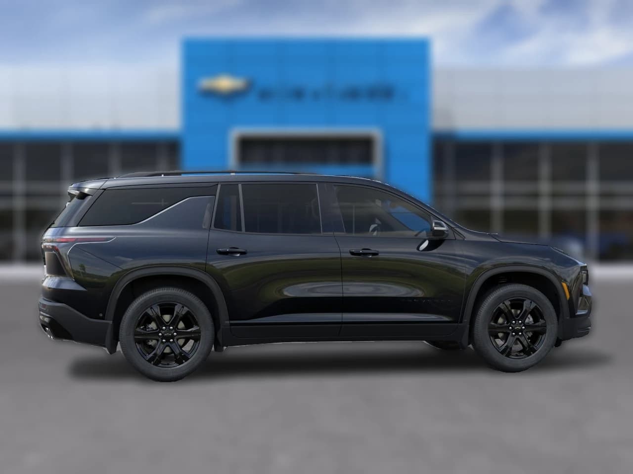 Chevrolet Traverse FWD LT 4dr 2027 — side view
