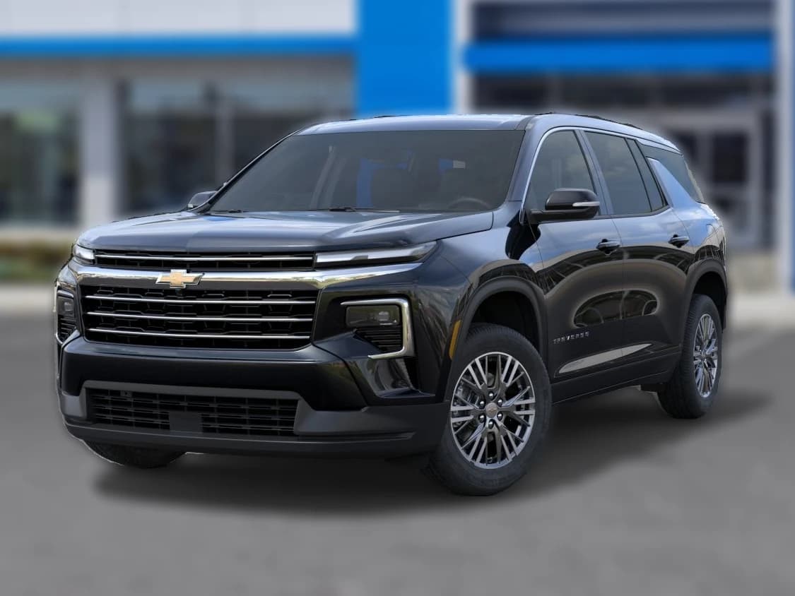 Chevrolet Traverse FWD LT 4dr 2027 — side view