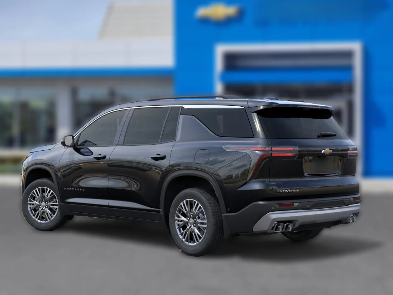 Chevrolet Traverse FWD LT 4dr 2027 — side view
