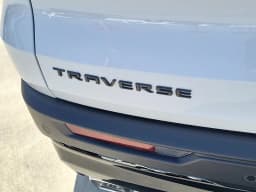 Chevrolet Traverse FWD LT 4dr 2026 — side view