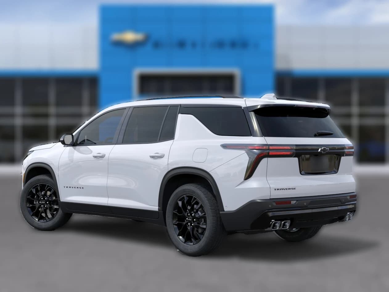 Chevrolet Traverse FWD LT 4dr 2026 — side view
