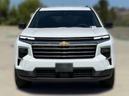 Chevrolet Traverse FWD LT 4dr 2027 — side view