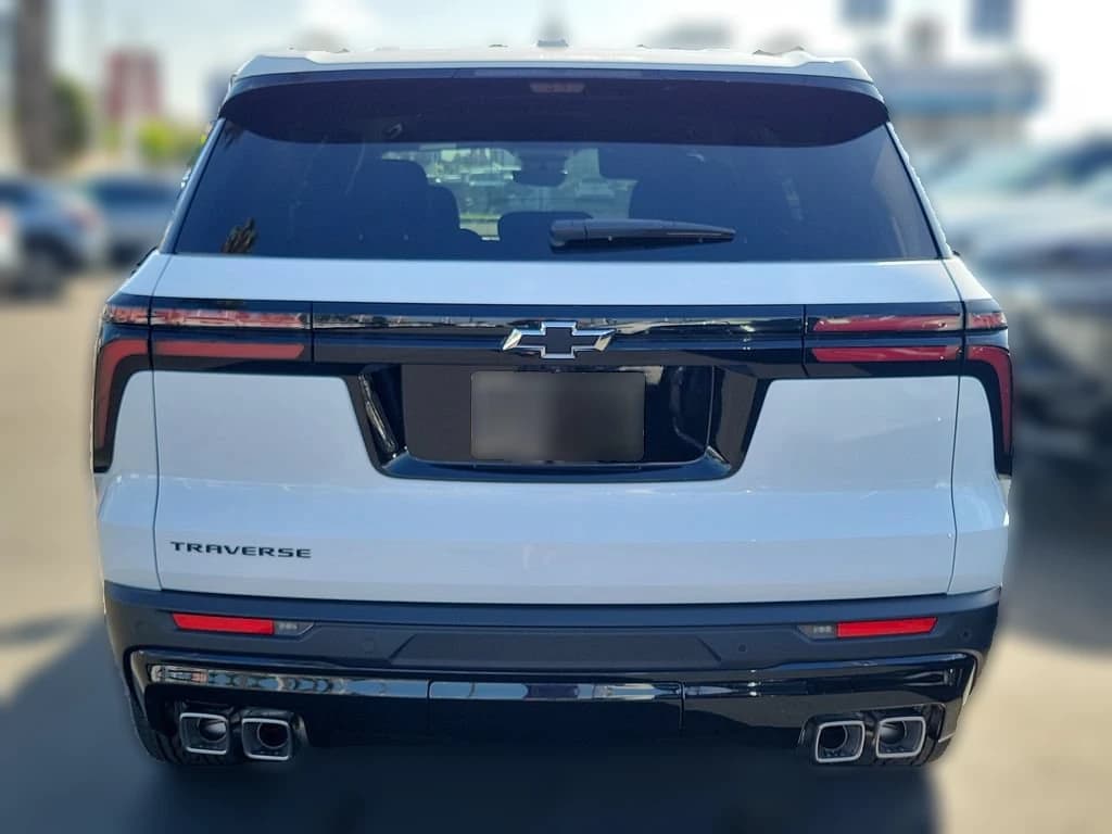 Chevrolet Traverse FWD LT 4dr 2027 — side view