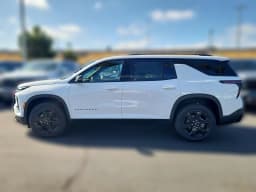 Chevrolet Traverse FWD LT 4dr 2027 — side view