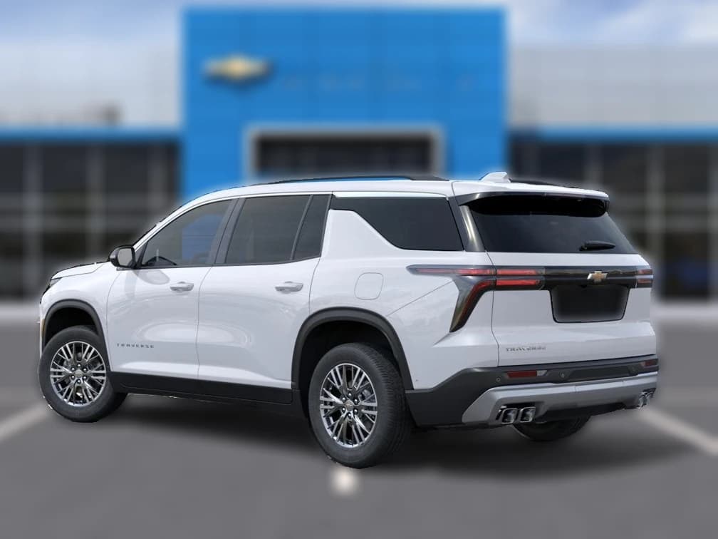 Chevrolet Traverse FWD LT 4dr 2027 — side view