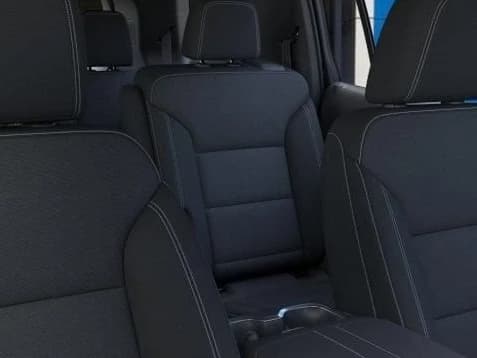 Chevrolet Traverse FWD LT 4dr 2027 — side view