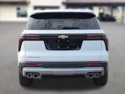 Chevrolet Traverse FWD LT 4dr 2027 — side view