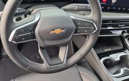 Chevrolet Traverse FWD LT 4dr 2027 — side view