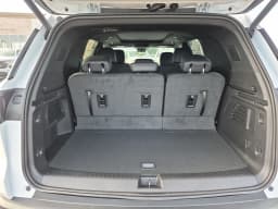 Chevrolet Traverse FWD LT 4dr 2027 — side view
