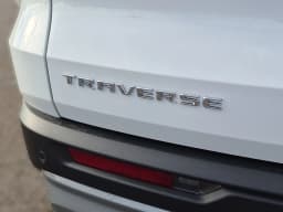 Chevrolet Traverse FWD LT 4dr 2027 — side view
