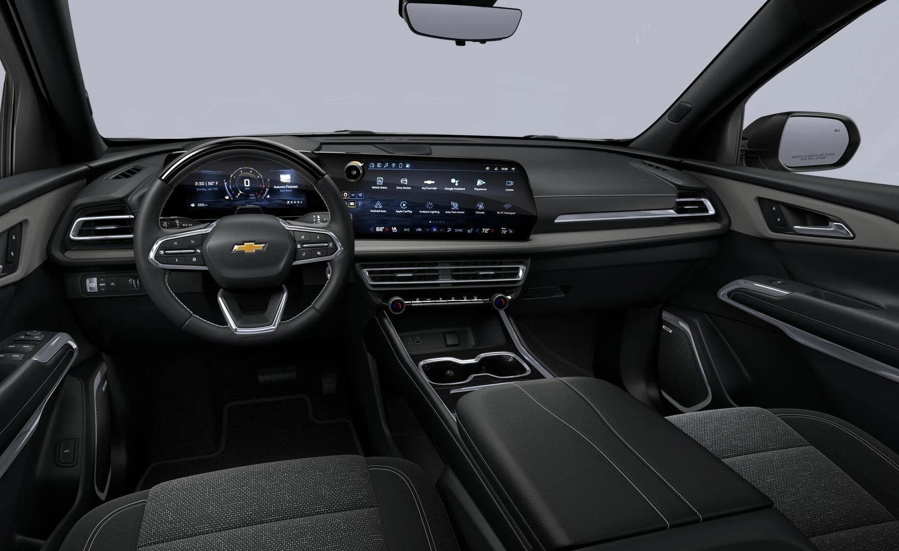 Chevrolet Traverse FWD LT 4dr 2026 — side view