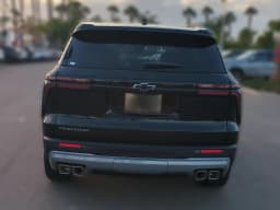 Chevrolet Traverse FWD LT 4dr 2027 — side view