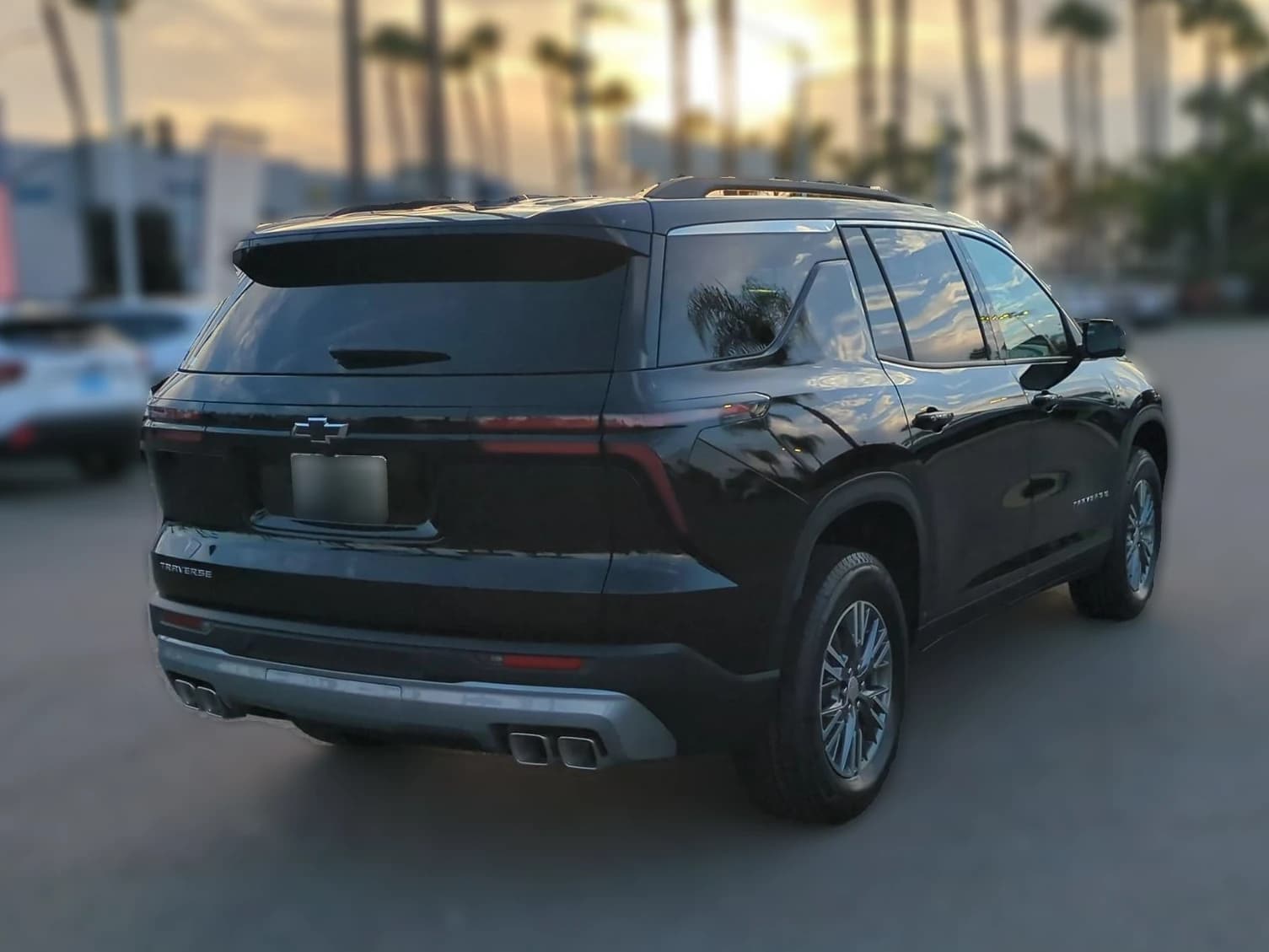 Chevrolet Traverse FWD LT 4dr 2027 — side view