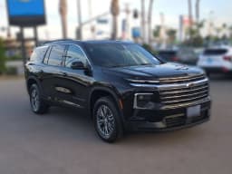 Chevrolet Traverse FWD LT 4dr 2027 — side view