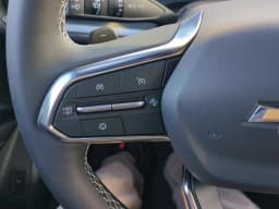 Chevrolet Traverse FWD LT 4dr 2027 — side view