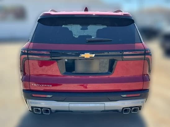 Chevrolet Traverse FWD LT 4dr 2027 — side view