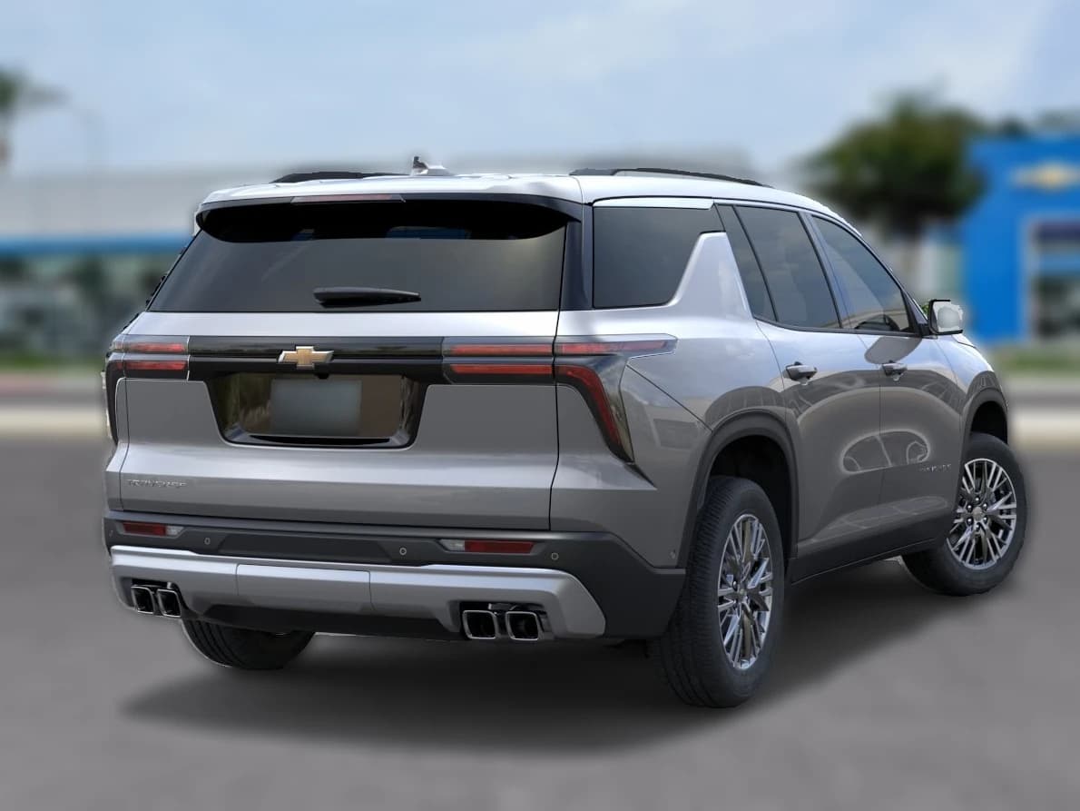 Chevrolet Traverse FWD LT 4dr 2027 — side view