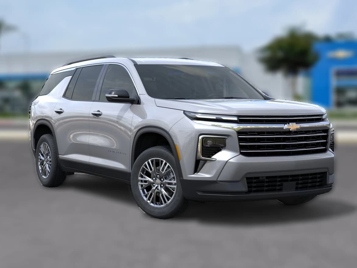Chevrolet Traverse FWD LT 4dr 2027 — side view