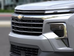 Chevrolet Traverse FWD LT 4dr 2027 — side view