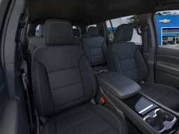 Chevrolet Traverse FWD LT 4dr 2027 — side view
