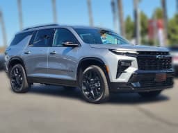 Chevrolet Traverse FWD RS 4dr 2026 — side view