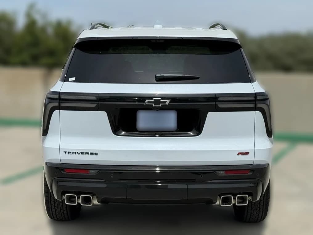 Chevrolet Traverse FWD RS 4dr 2027 — side view