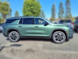 Chevrolet Traverse AWD LT 4dr 2027 — side view