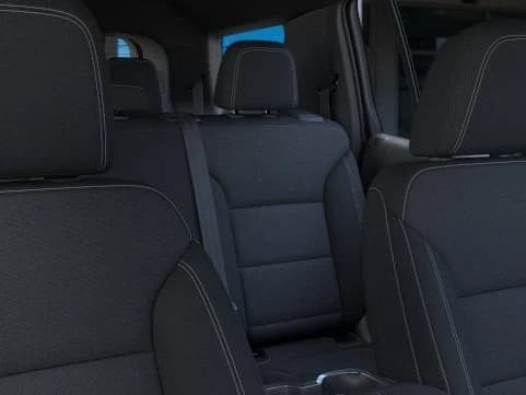 Chevrolet Traverse AWD LT 4dr 2026 — side view