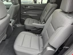 Chevrolet Traverse AWD LT 4dr 2026 — side view