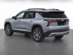 Chevrolet Traverse AWD LT 4dr 2027 — side view