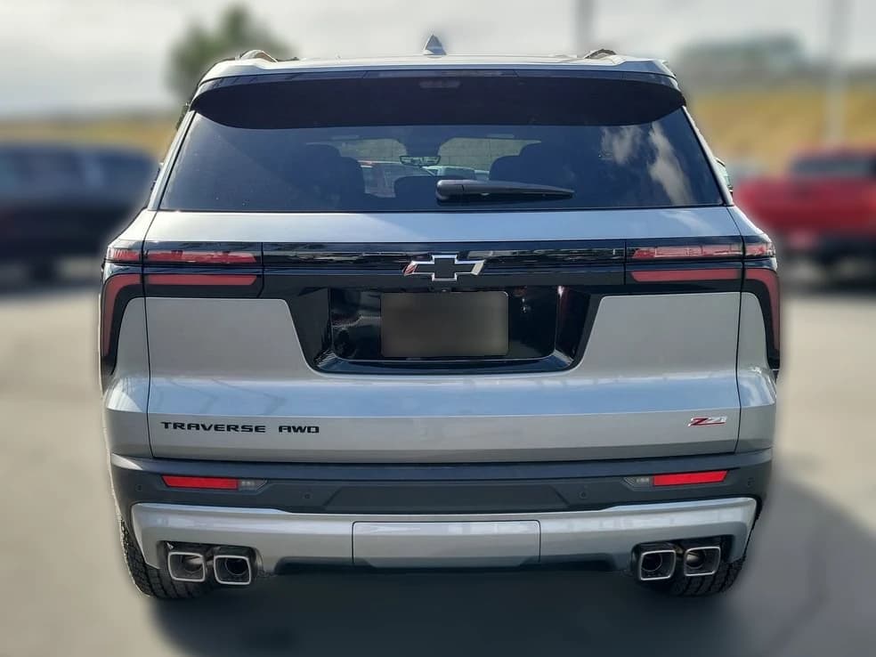 Chevrolet Traverse AWD Z71 4dr 2026 — side view