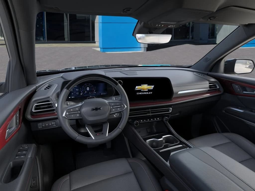 Chevrolet Traverse AWD Z71 4dr 2026 — side view