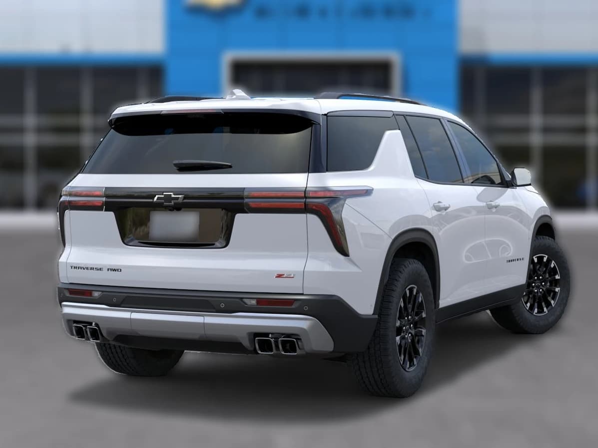 Chevrolet Traverse AWD Z71 4dr 2026 — side view
