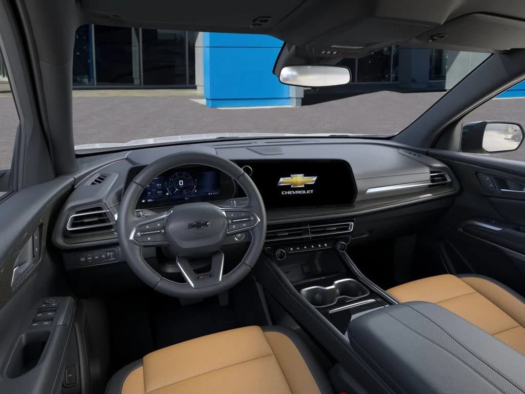 Chevrolet Traverse AWD Z71 4dr 2027 — side view