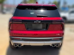 Chevrolet Traverse AWD Z71 4dr 2026 — side view