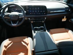 Chevrolet Traverse AWD Z71 4dr 2027 — side view