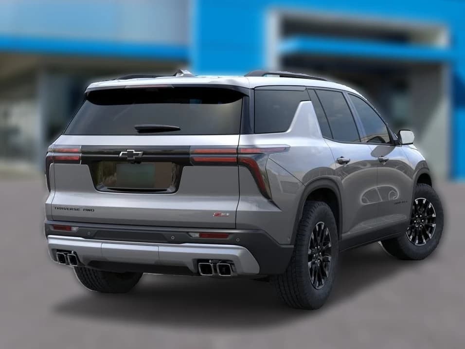 Chevrolet Traverse AWD Z71 4dr 2026 — side view