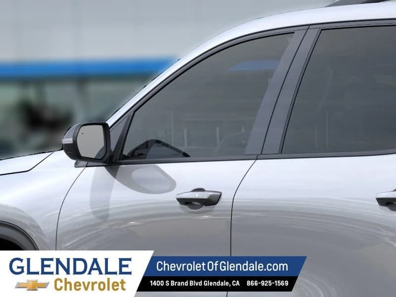 Chevrolet Traverse AWD Z71 4dr 2026 — side view