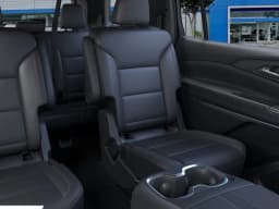 Chevrolet Traverse AWD Z71 4dr 2026 — side view