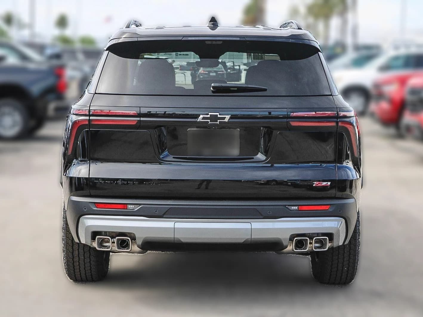 Chevrolet Traverse AWD Z71 4dr 2026 — side view