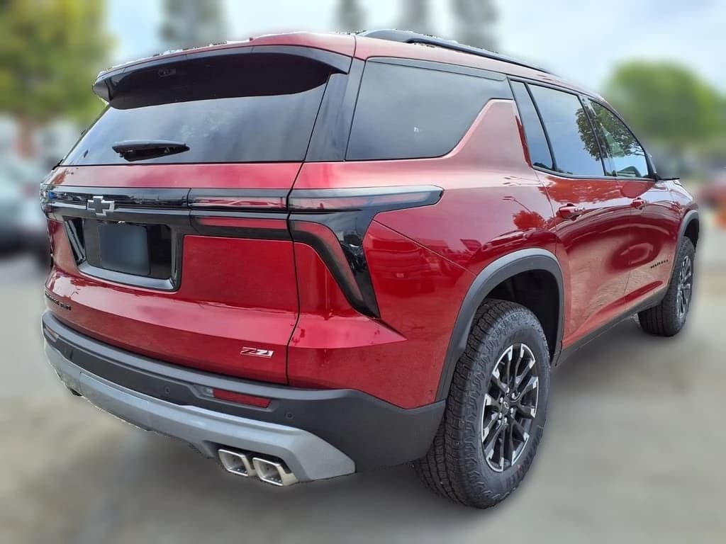 Chevrolet Traverse AWD Z71 4dr 2026 — side view