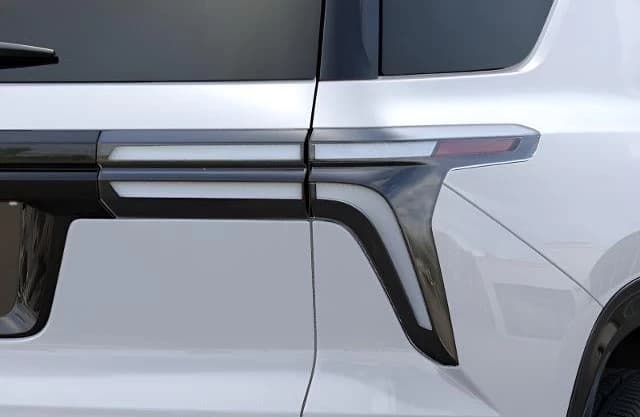 Chevrolet Traverse AWD High Country 4dr 2026 — side view