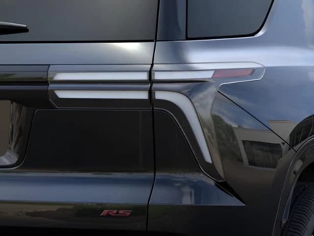 Chevrolet Traverse AWD RS 4dr 2026 — side view