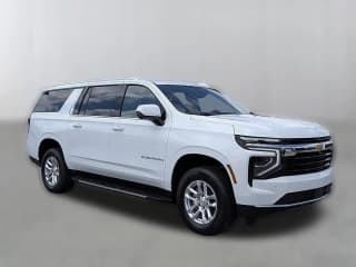 Chevrolet Suburban LS 2WD 4dr