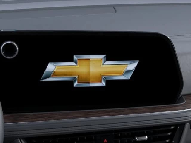 Chevrolet Suburban LS 2WD 4dr 2026 — side view