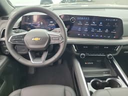 Chevrolet Suburban LT 2WD 4dr 2026 — side view