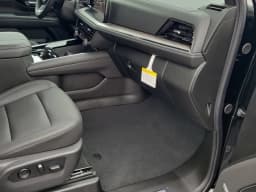 Chevrolet Suburban LT 2WD 4dr 2026 — side view