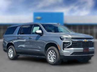 Chevrolet Suburban LT 2WD 4dr