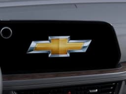 Chevrolet Suburban LS 4WD 4dr 2026 — side view