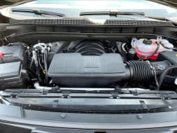 Chevrolet Suburban LS 4WD 4dr 2026 — side view